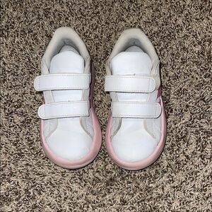 Kids' Grand Court 2.0 Tennis Shoe pink size 10